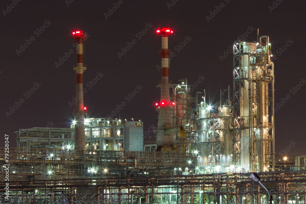 Obraz premium Night view of factory