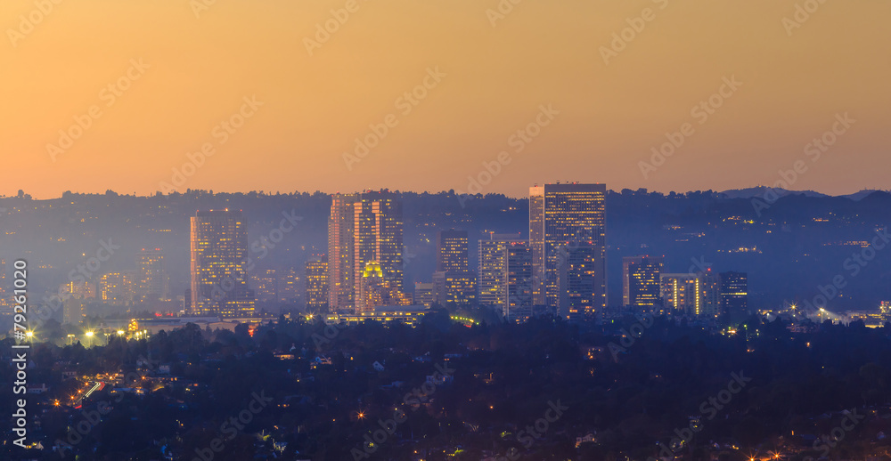  Los Angeles skyline at twilight