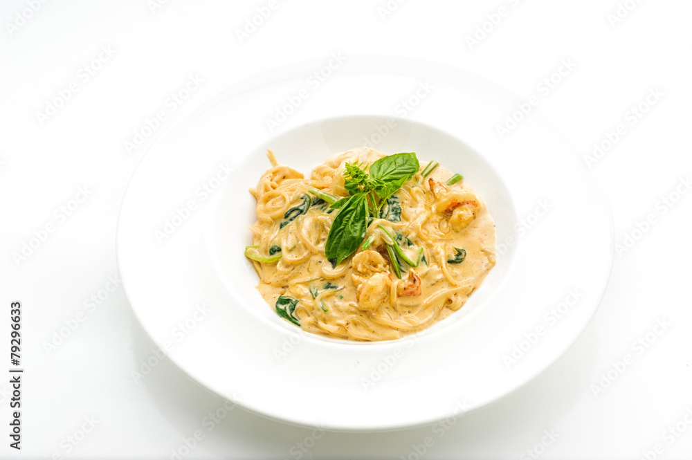 Spaghetti bolognese in white plate