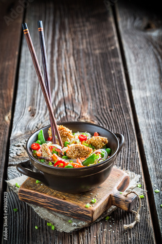 Chicken with sesame with ve...