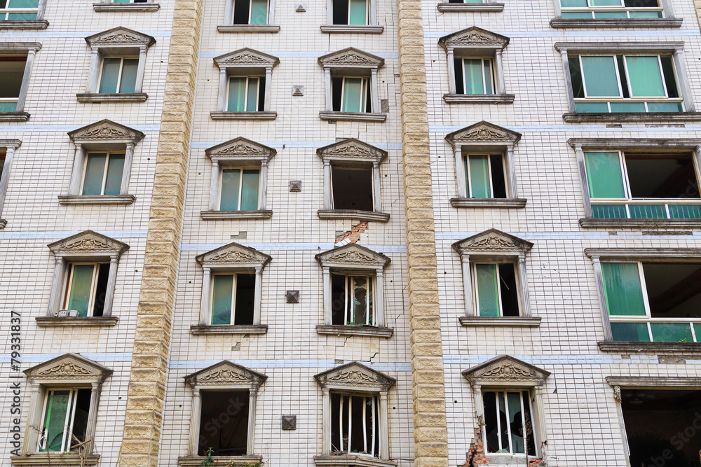 Fototapeta premium broken house after earthquake