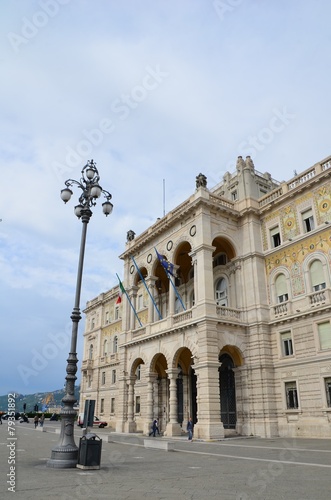 Le Palazzo del Governo, Trieste, Italie © elophotos