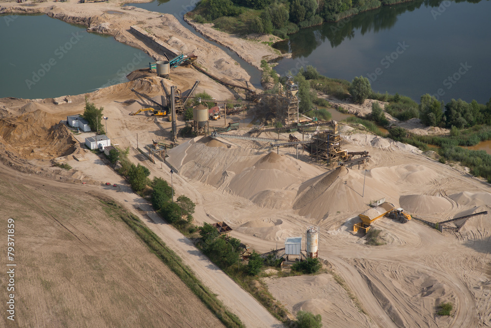 Kiesgrube am See Luftbild StockFoto Adobe Stock