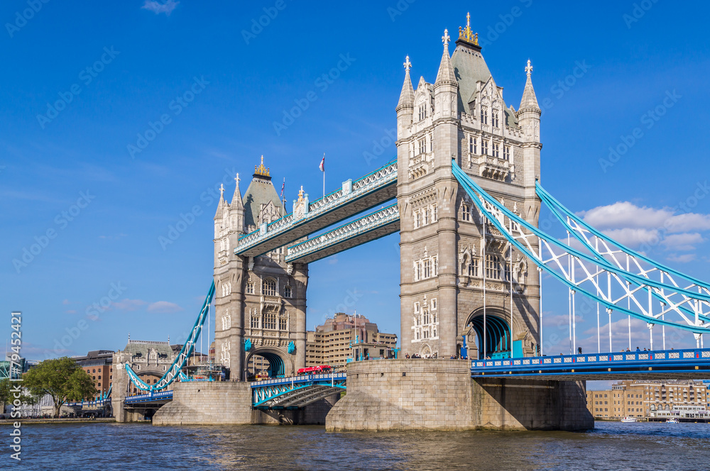 London Tower Bridge <span>plik: #79452421 | autor: Andy Lidstone</span>
