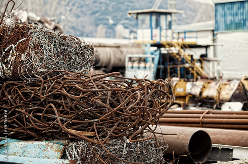 reciclaggio materiale ferroso photo