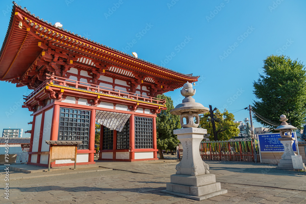 Fototapeta premium Saidaimon gate at Shitennoji Temple in Osaka