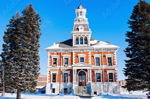 Old courthouse in Macomb photo