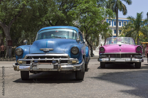 Old american cars in Havana, Cuba © Roberto Lusso