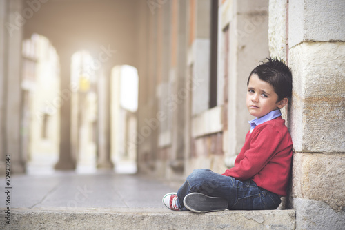 Foto niño triste
