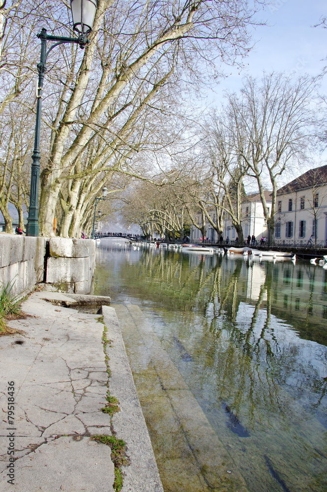 Fototapeta premium canal du thiou -annecy