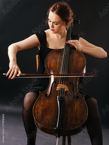 Photography Beautiful cellist