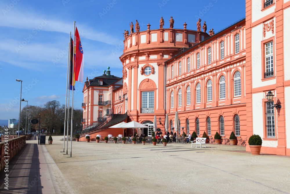Naklejka premium Wiesbaden, Biebricher Schloss (März 2015)