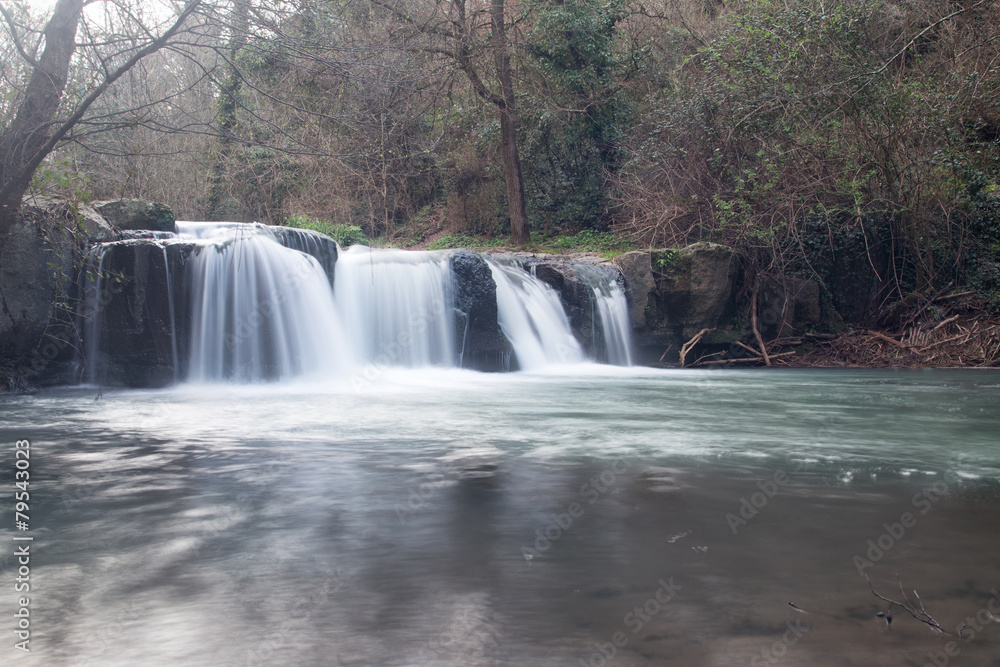 Fototapeta premium Waterfalls Del Treja Valley, long exposition