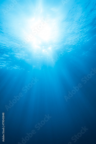 Real Ray of light from Underwater © aetb