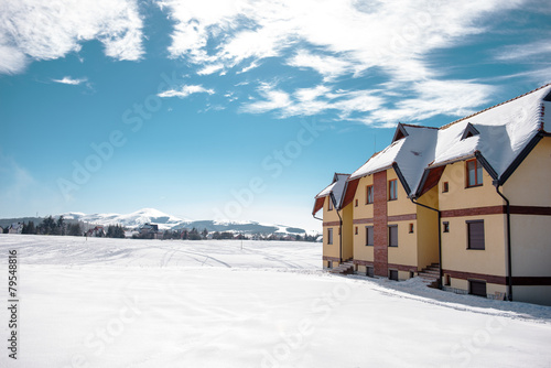 Luxurious house at winter © bernardbodo
