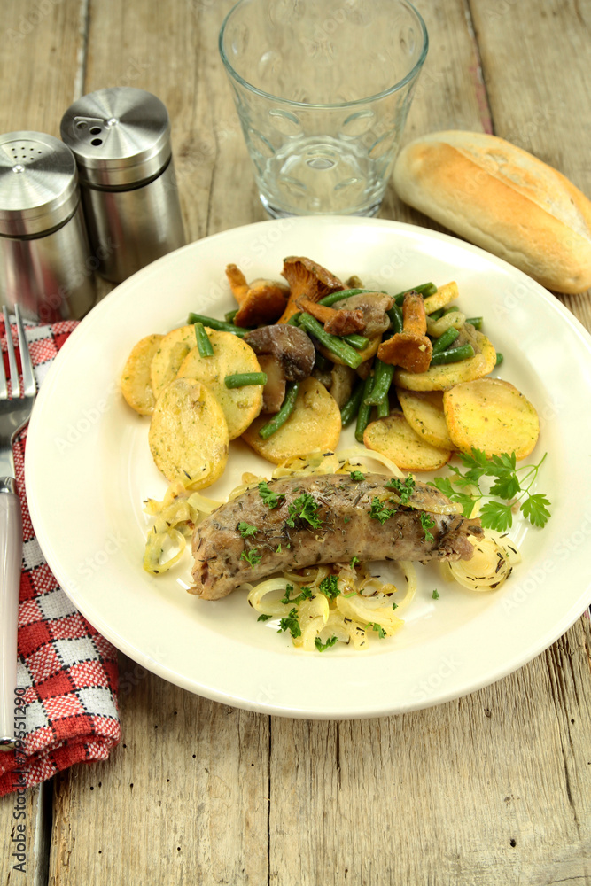 andouillette et poêlée forestière andouillette et poêlée forestière