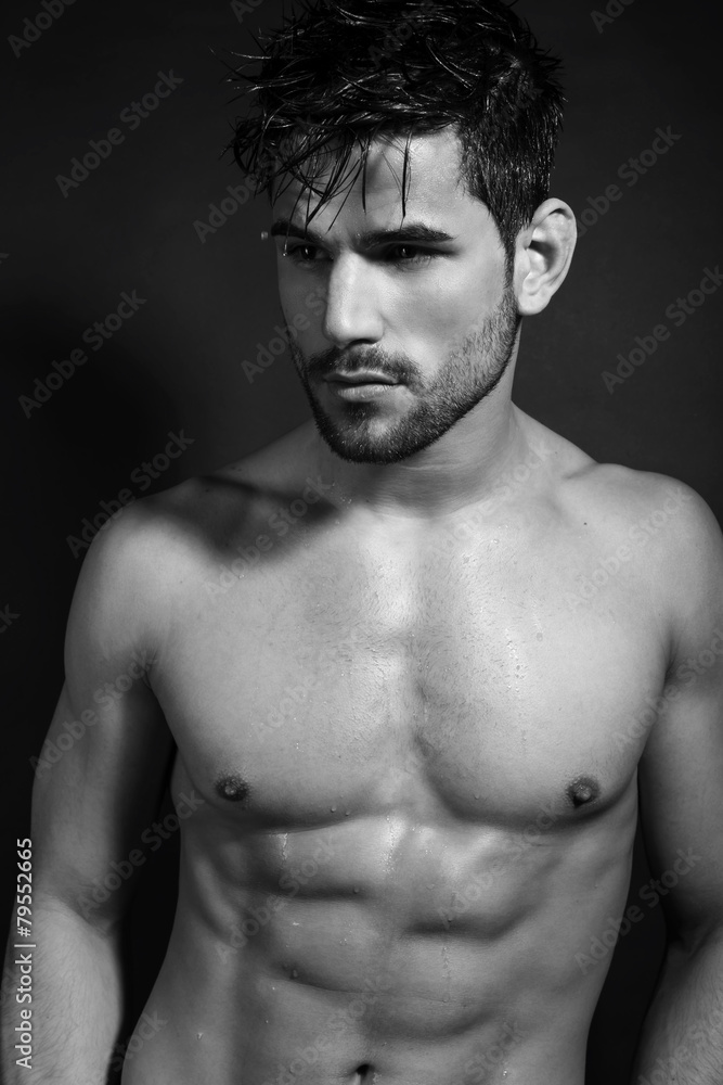 Fototapeta premium handsome young bodybuilder