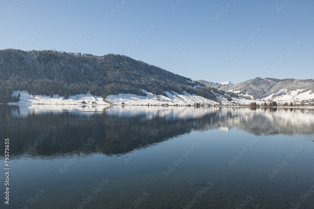 Ägerisee im Winter, Zug, Schweiz