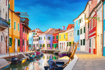 Wandcirkels Venetië Kleurige huizen van Burano  © waku
