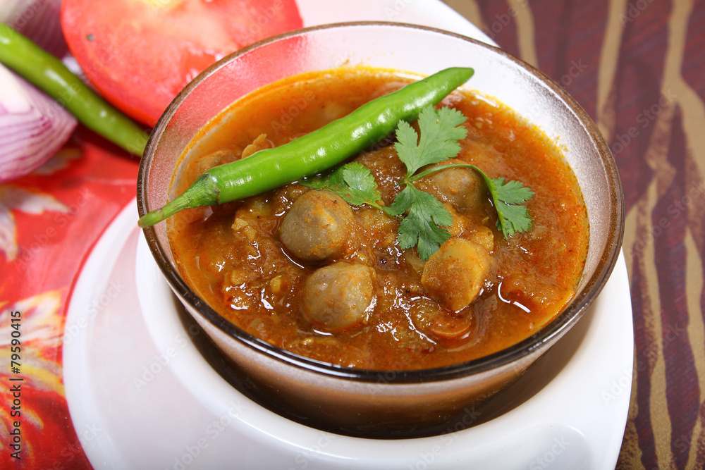 indian spicy chana masala with raw chickpeas and green chilli to indian spicy chana masala with raw chickpeas and green chilli to