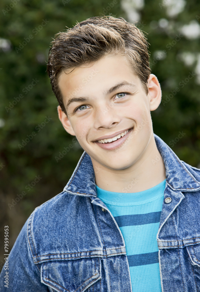 Smiling teenage boy Smiling teenage boy