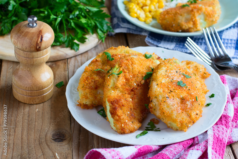 Fried cabbage with bread crumbs - vegan version of schnitzel Fried cabbage with bread crumbs - vegan version of schnitzel