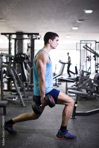 Leg split with weights, quadriceps exercises