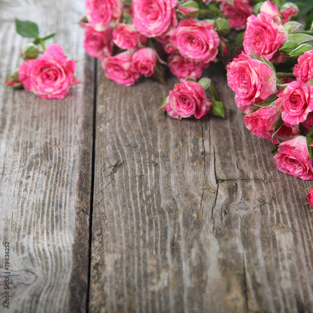 Bouquet of pink roses