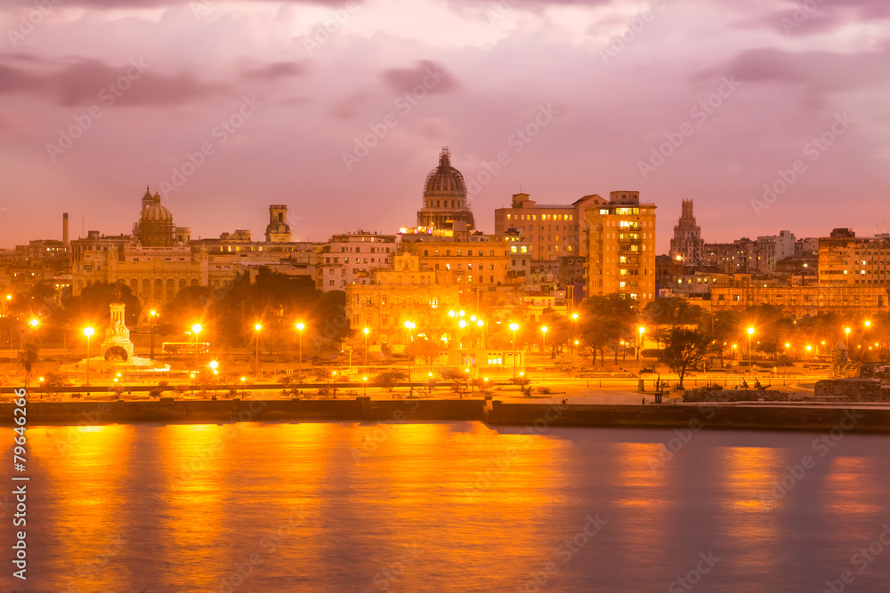 Sunset in Old Havana vith a view of the Capitol