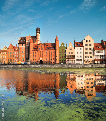 Panoramę Gdańska z refleksji