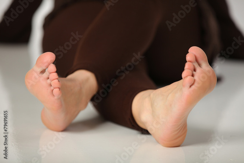 bare  feet