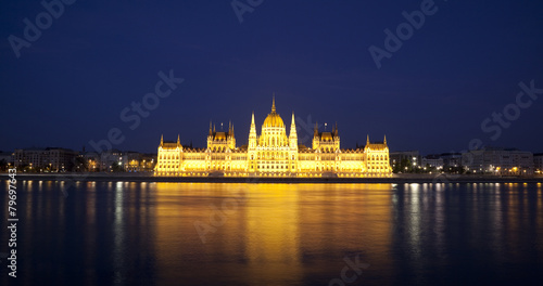 The Hungarian Parliament in the night © vesta48