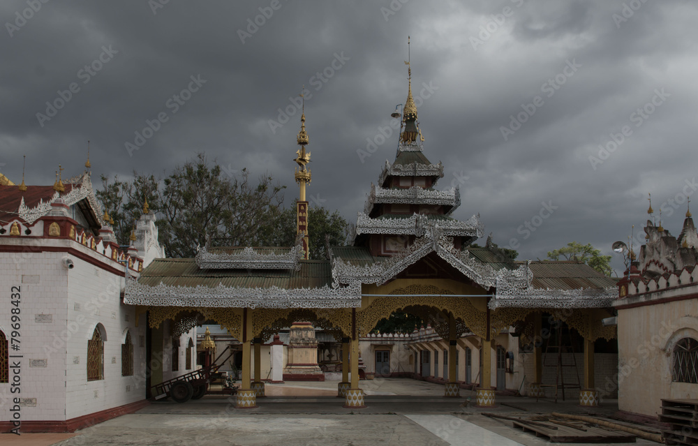 Fototapeta premium озеро .озеро инле