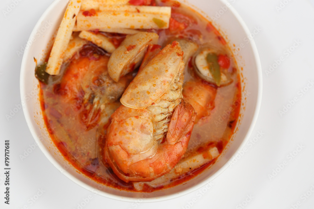 Tom Yum Goong - Thai hot and spicy soup with shrimp