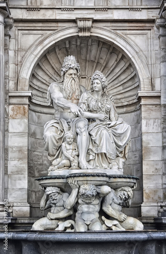 Neptune Fountain in Albertina Museum Palace, Vienna © Madrugada Verde