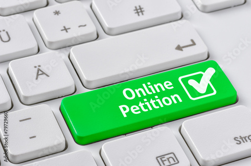 Tastatur mit farbiger Taste - Online Petition
