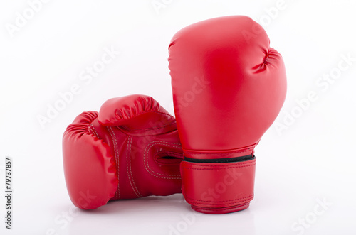 boxing gloves © piyathep