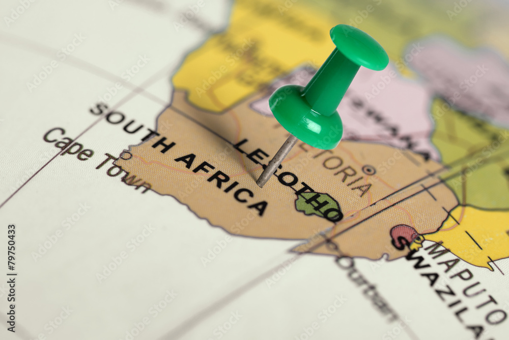 Fototapeta premium Lokalizacja RPA. Zielona pinezka na mapie.