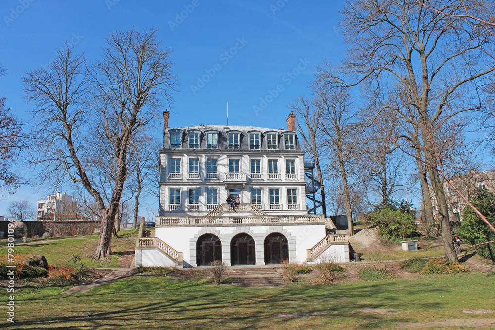 Fototapeta premium Bagnolet, le Château de l'Etang
