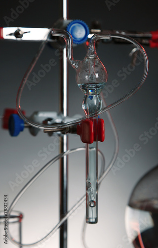 Fixed laboratory glassware