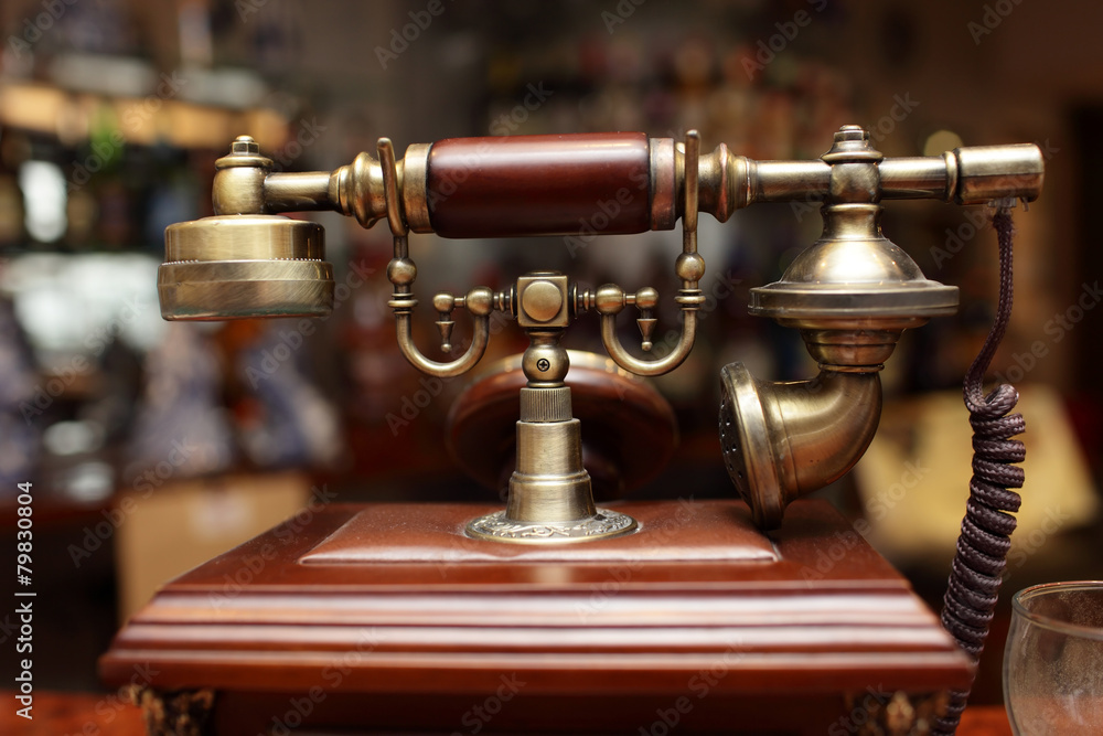 Fototapeta premium Vintage wired phone
