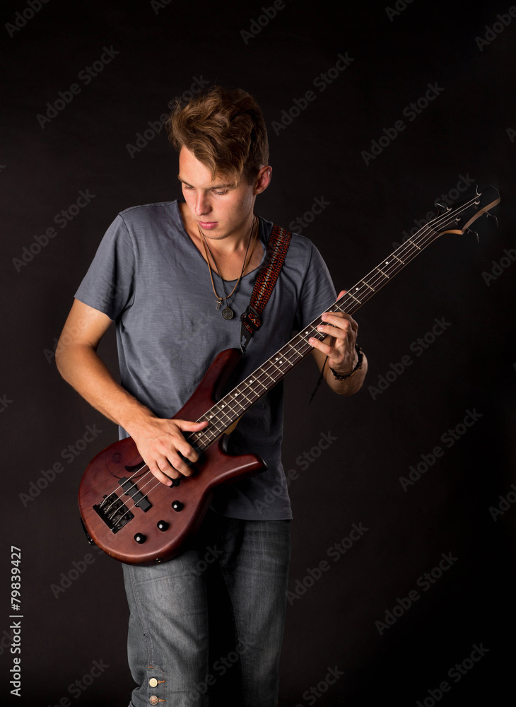 Obraz premium Bass guitarist.