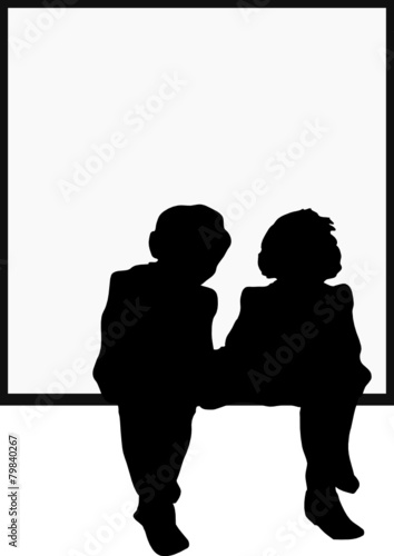 Kinder im Fenster sitzend, Silhouette