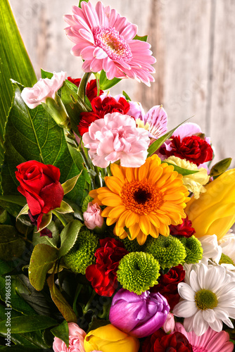 Fototapeta Naklejka Na Ścianę i Meble -  Composition with bouquet of flowers