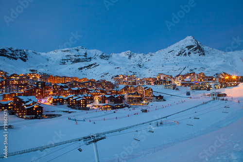 Val Thorens by night