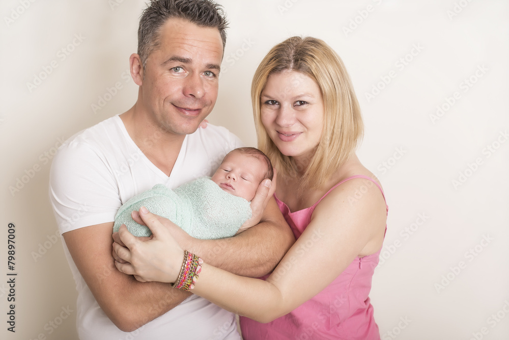 Familie mit Baby Familie mit Baby