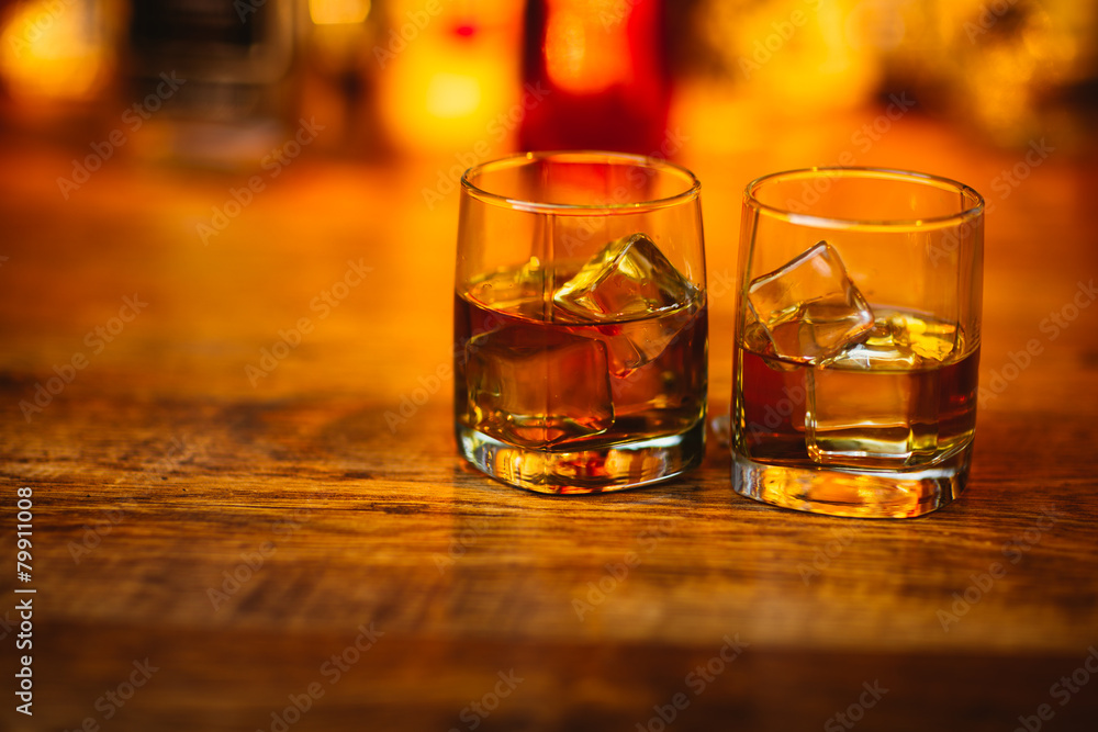 Whiskey drinks on wood Whiskey drinks on wood