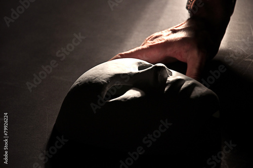 Konstfotografi White mask shadow hand