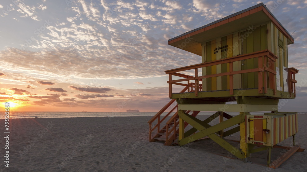 4K Time lapse Miami Beach rescue hut 4K Time lapse Miami Beach rescue hut