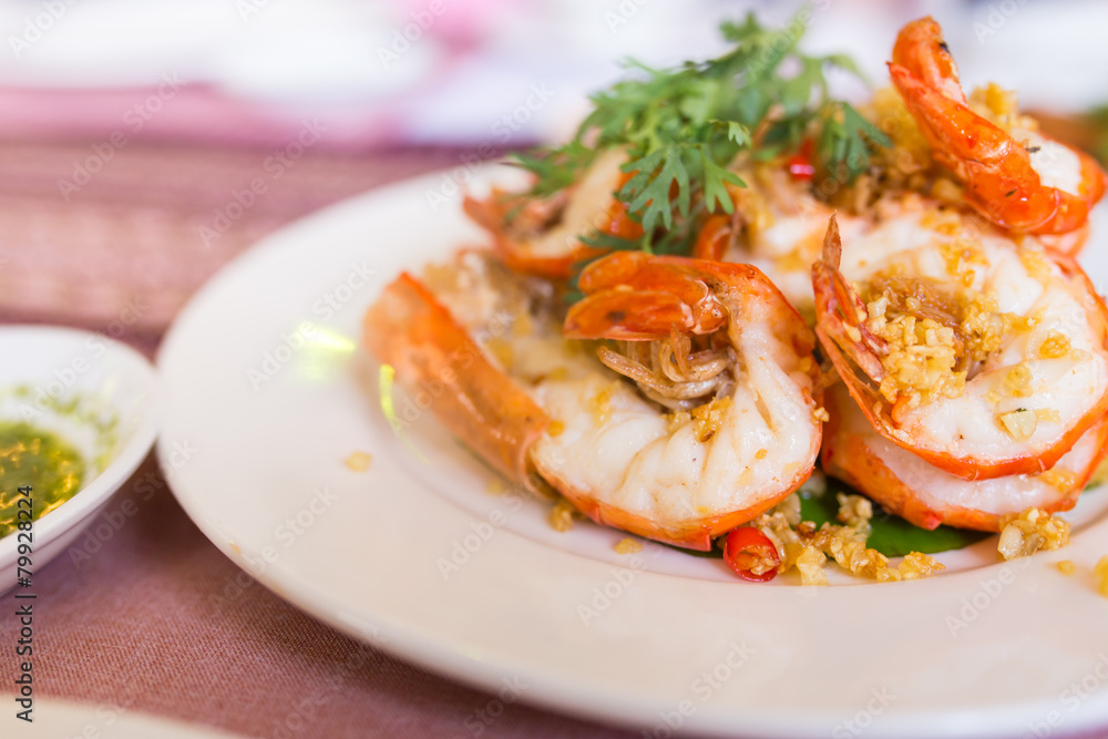 Thai food , Shrimp with garlic